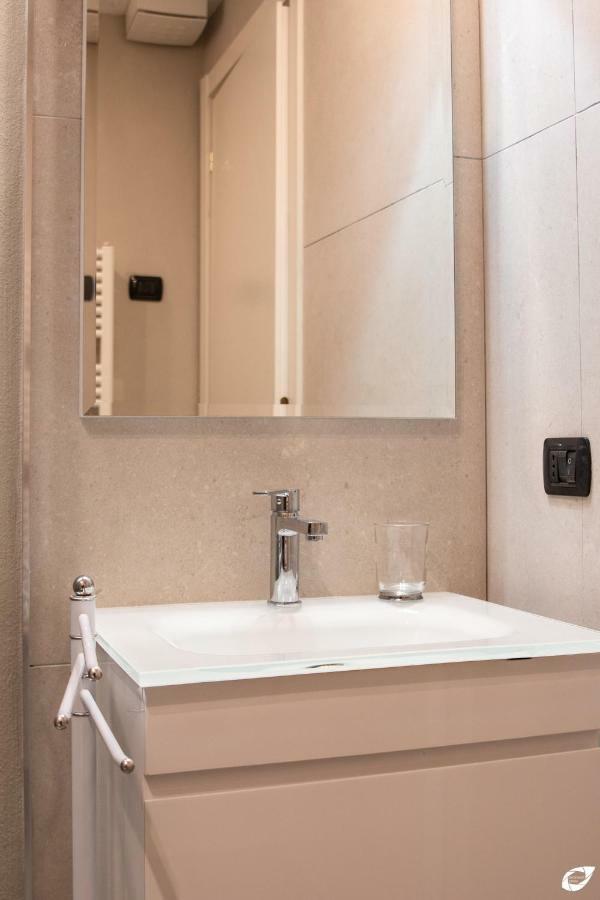 2-Bedroom Apt, With Balcony & Aircondition - 50 M From The Beach Marina di Pietrasanta Extérieur photo